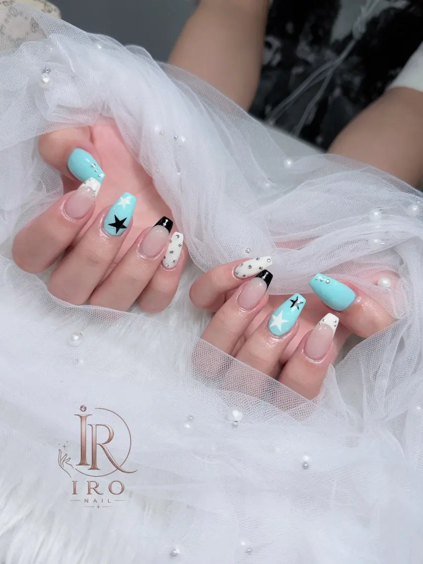 ネイル ハンドネイル IRO Nail Studioのネイルデザイン
