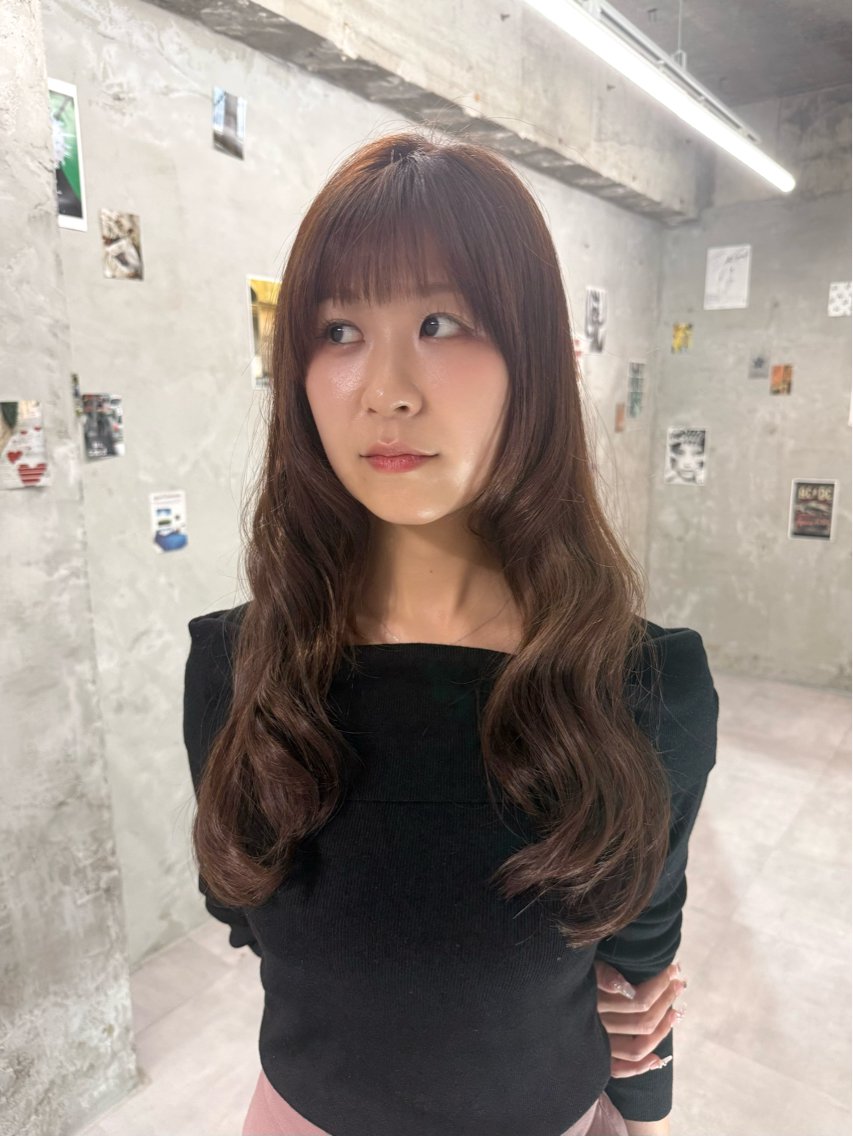 ロング カラー カット ヘアカラー トリートメント yuuna ✮ door whiteのヘアスタイル