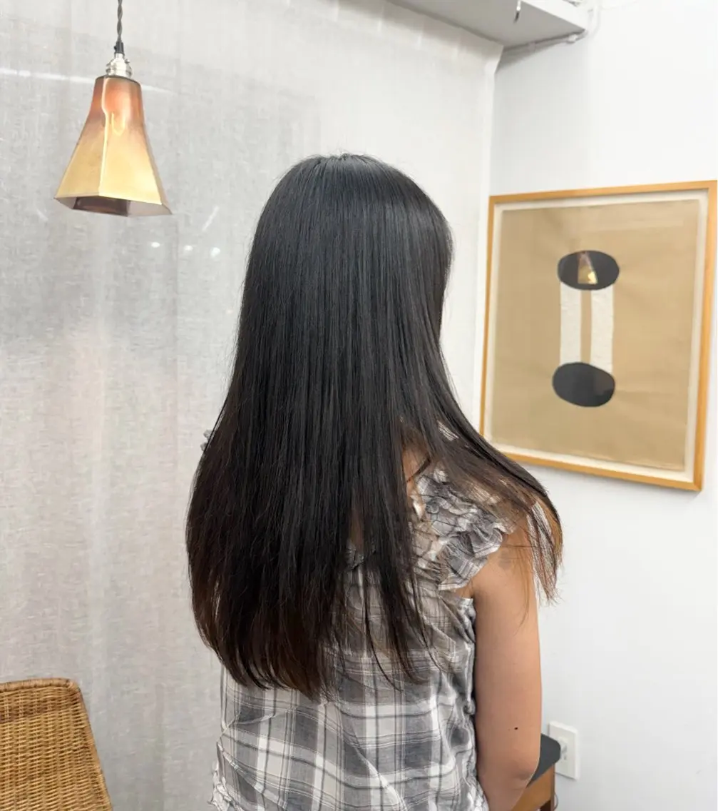ロング 縮毛矯正 🐷 Rinaのヘアスタイル