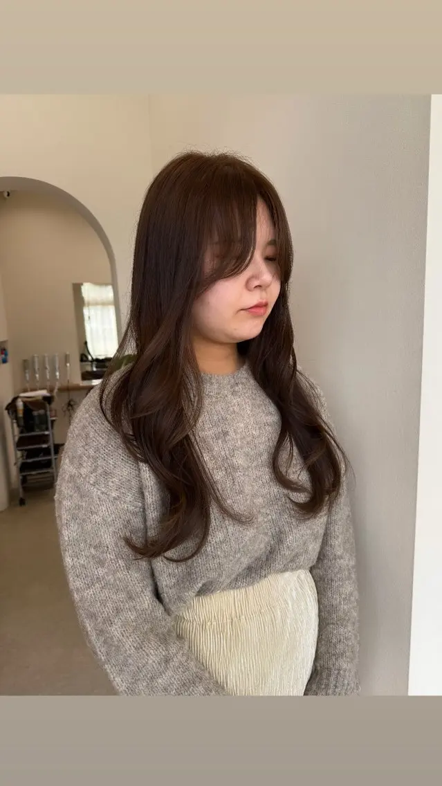 ロング karin /艶感カラー/カットのヘアスタイル