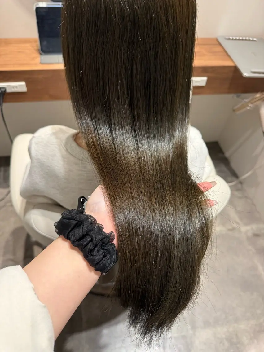 ロング カット ヘアカラー 濱﨑 紅葉のヘアスタイル