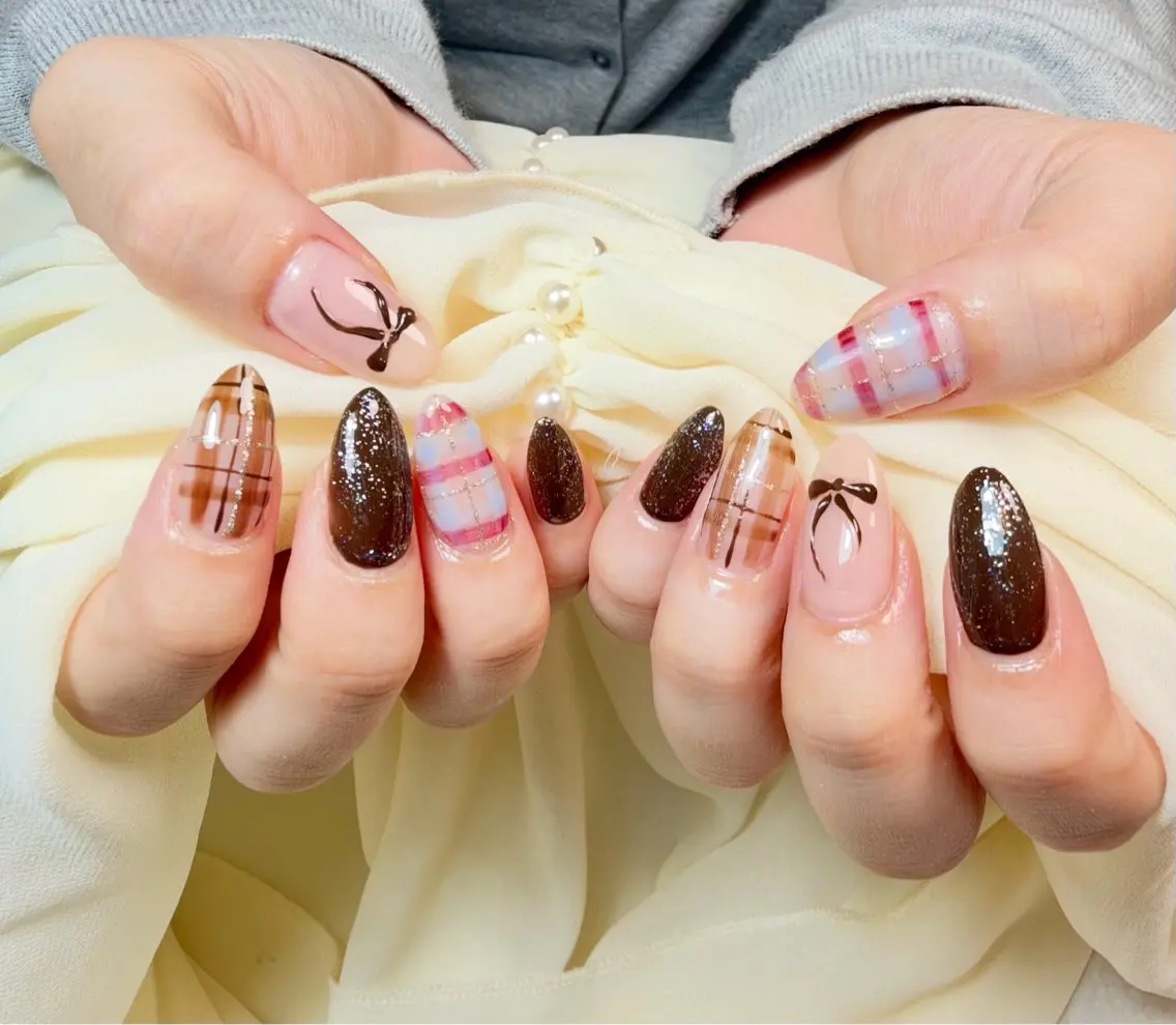 ネイル ブラウン リボン ハンドネイル ✨韓国✨nail salonLumieのネイルデザイン