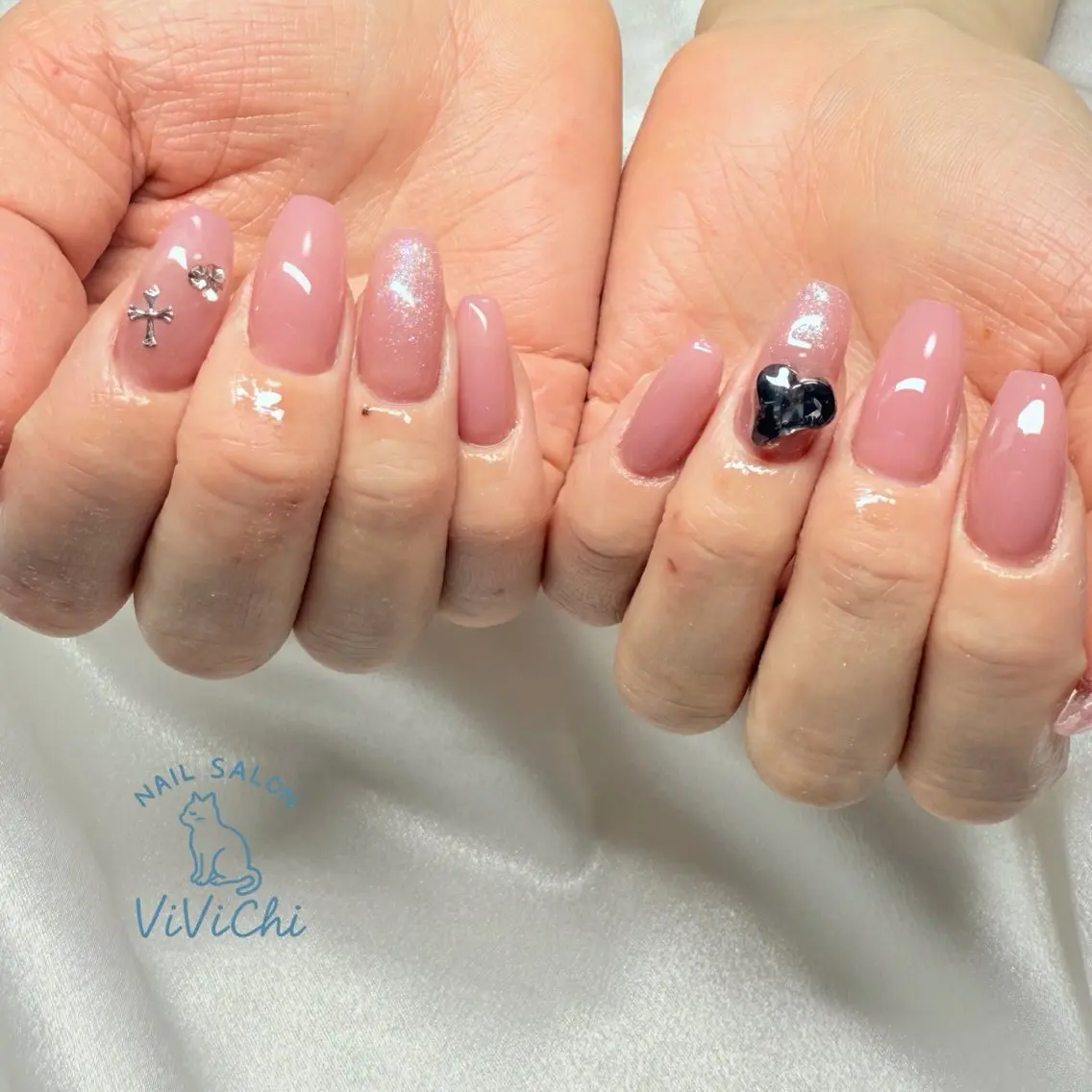 ネイル ハンドネイル ViViChi 梨帆のネイルデザイン