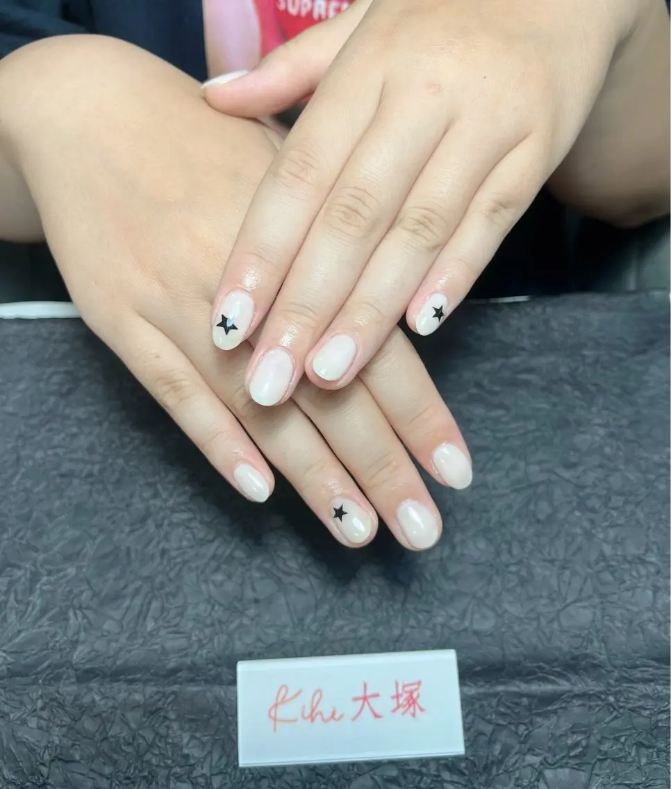 ネイル ハンドネイル 小林 あゆみのネイルデザイン