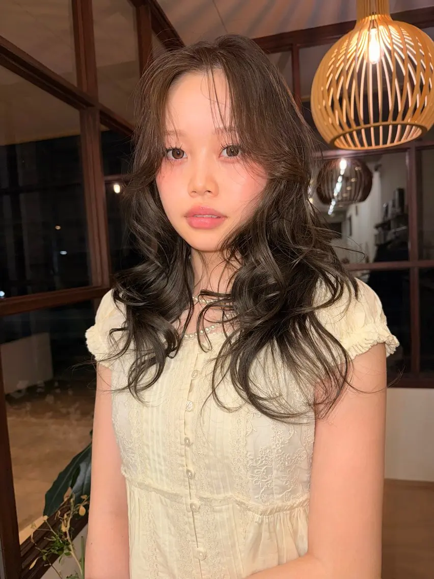 ロング ヘアカラー Nidée🎵ai /福岡美容室のヘアスタイル
