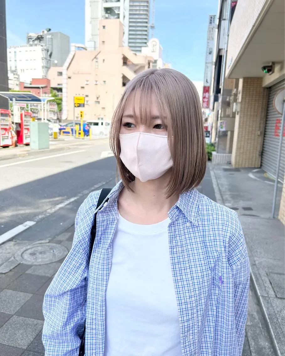 ショート カラー ベージュカラー ブリーチ stylist 大須賀 裕矢のヘアスタイル