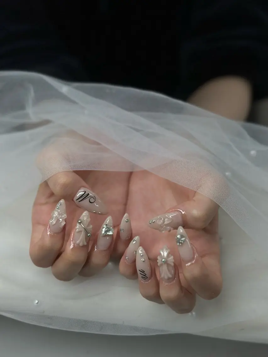 ネイル ハンドネイル R Nailのネイルデザイン