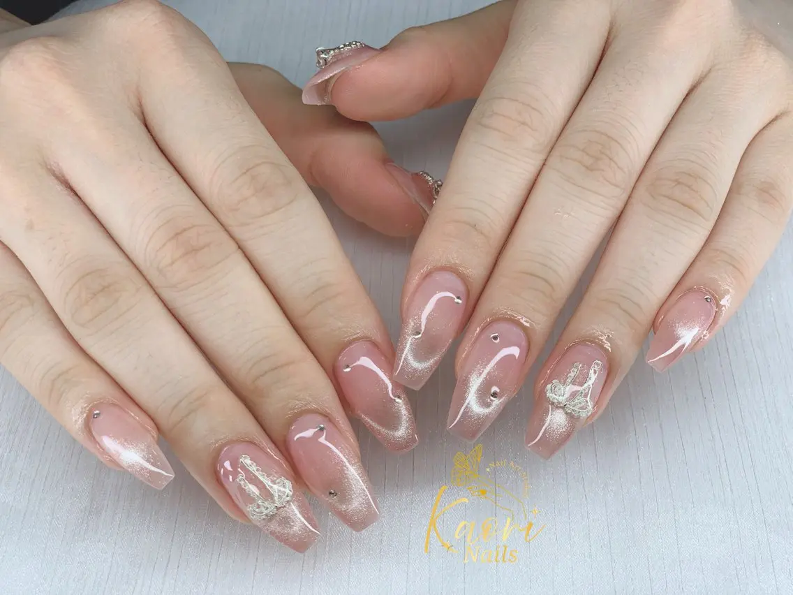 ネイル チークネイル ドット フレンチネイル ジェルネイル グラデーション Kaori Nailのネイルデザイン