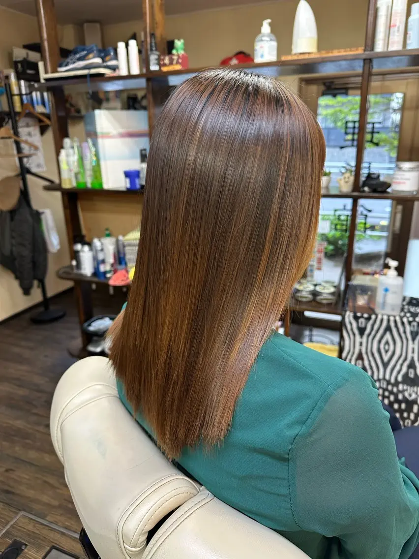 セミロング トリートメント 酸熱トリートメント カット トリートメント 田口 莉乃のヘアスタイル