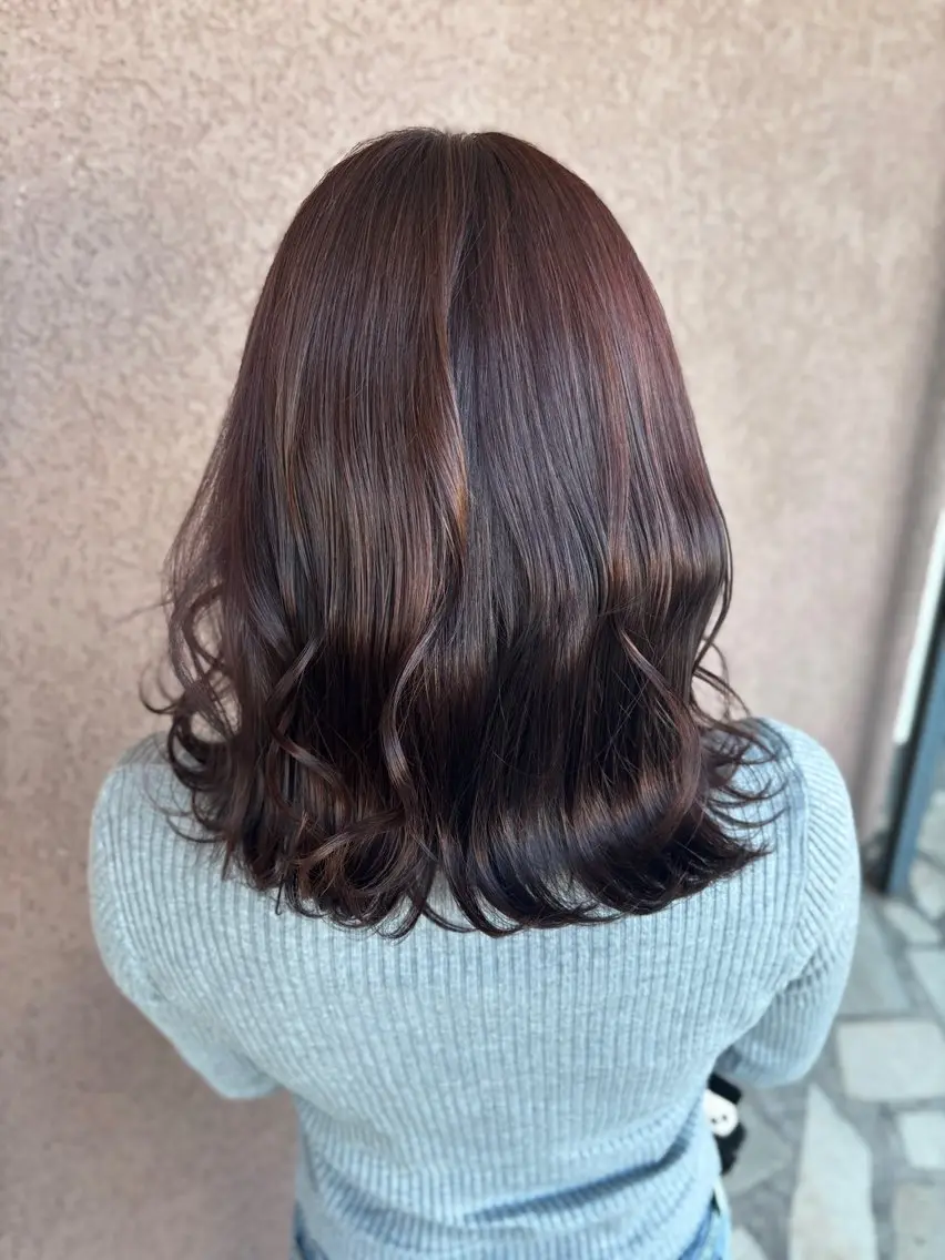 セミロング belta🌿 岡村優🌷のヘアスタイル
