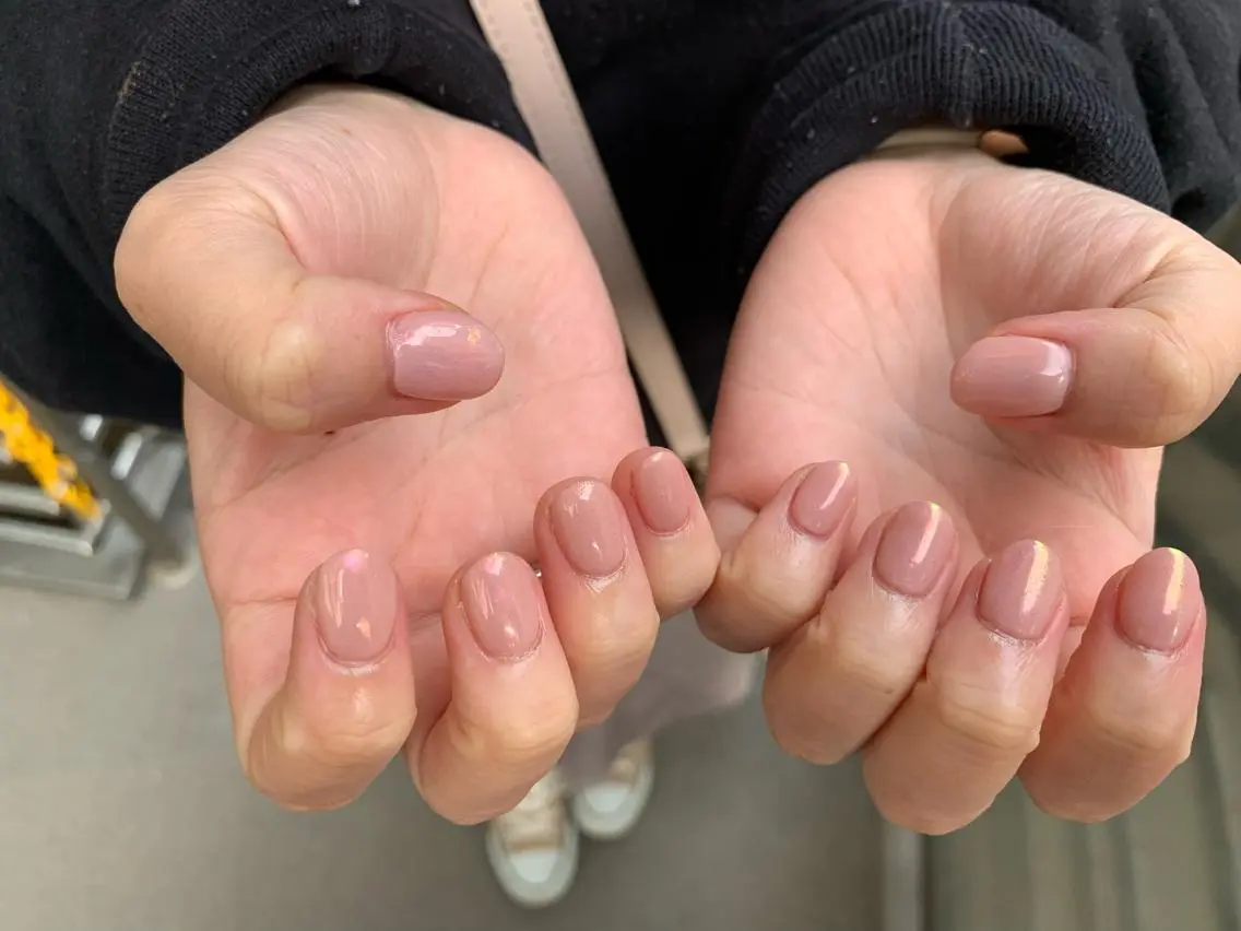 ネイル オーロラネイル マキノ ユイのネイルデザイン