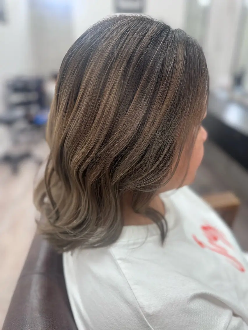 セミロング ヘアカラー mio ☆のヘアスタイル