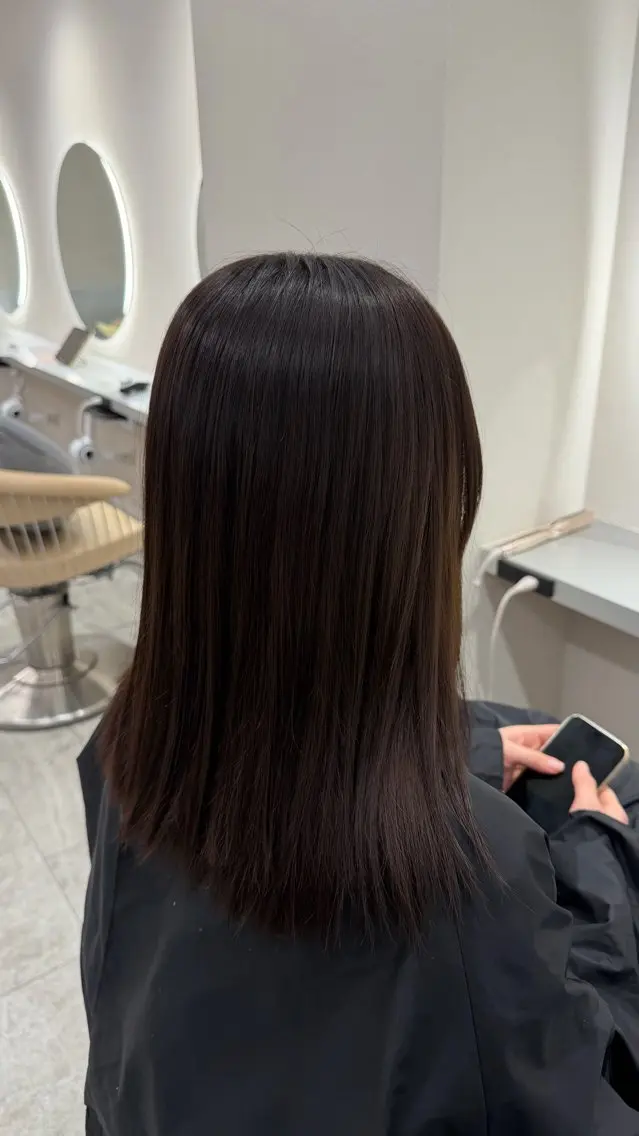 セミロング ヘアカラー 🌺ハイライトカラー HINA🌺のヘアスタイル