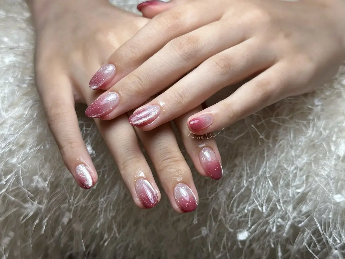 ネイル キラキラネイル マグネットネイル 持ち込み オフィスネイル シンプルネイル TS. nails___のネイルデザイン