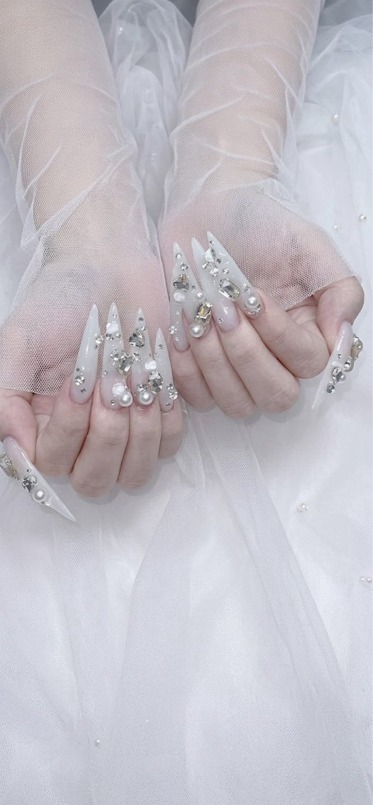 ロング 韓国風ヘア ハンドネイル ハンドケア CHIBI NAIL SALON 船橋のネイルデザイン
