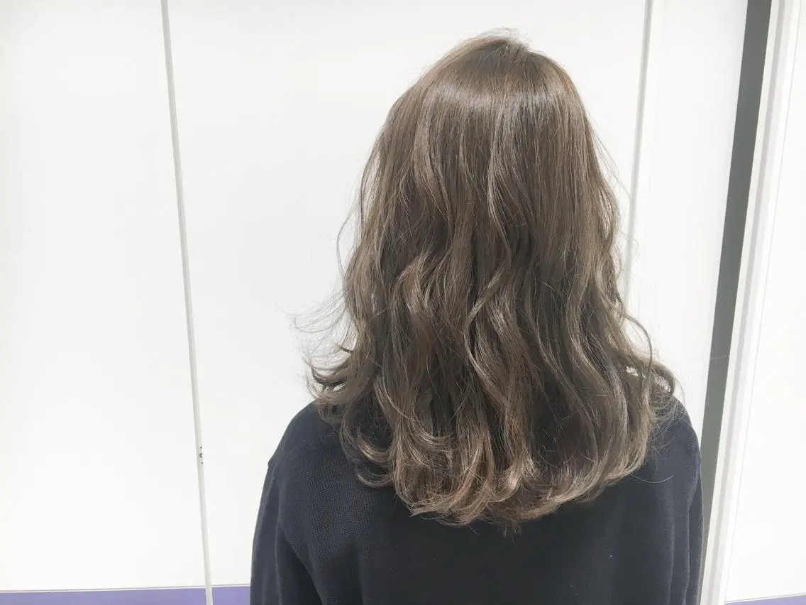 ロング カラー ベージュカラー ミルクティーベージュ 北條 優輝のヘアスタイル