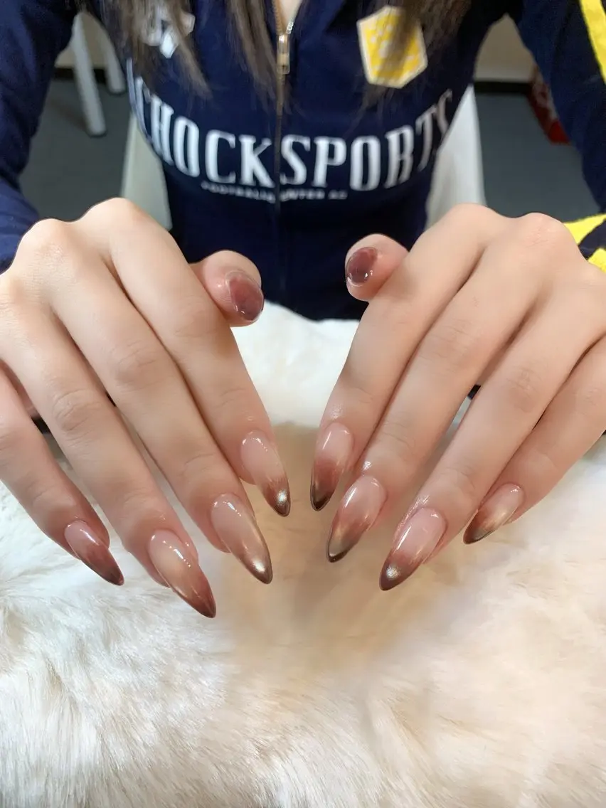 ネイル 長さ出し フレンチネイル 韓国ネイル マグネットネイル ミラーネイル ハンドネイル Kiwami nailsalonのネイルデザイン