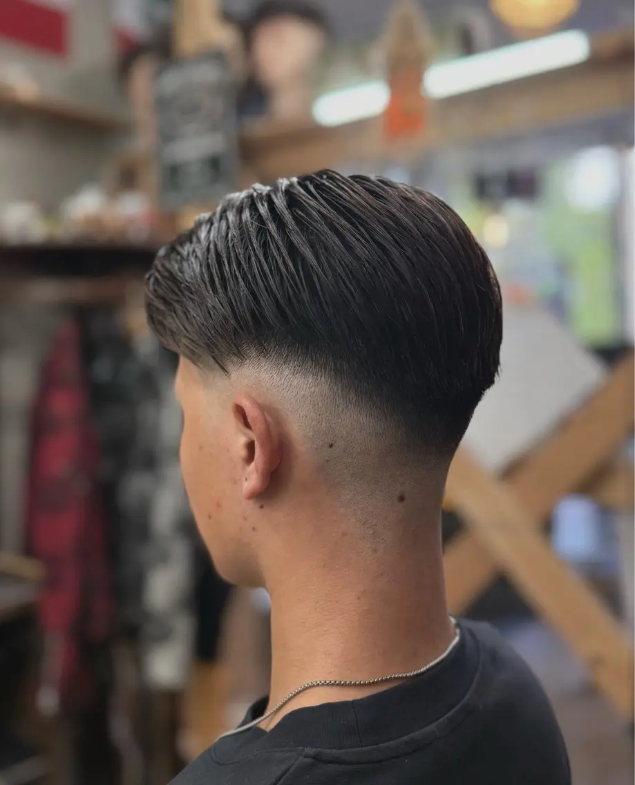 ミディアム メンズ フェードカット スキンフェード カット 藤澤 蓮のヘアスタイル