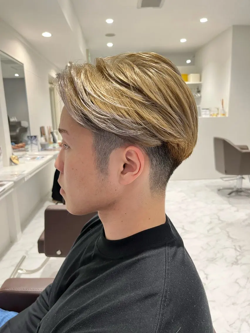 ショート カラー メンズ ヘアカラー Grow by NYNY 坂本 理輝のヘアスタイル