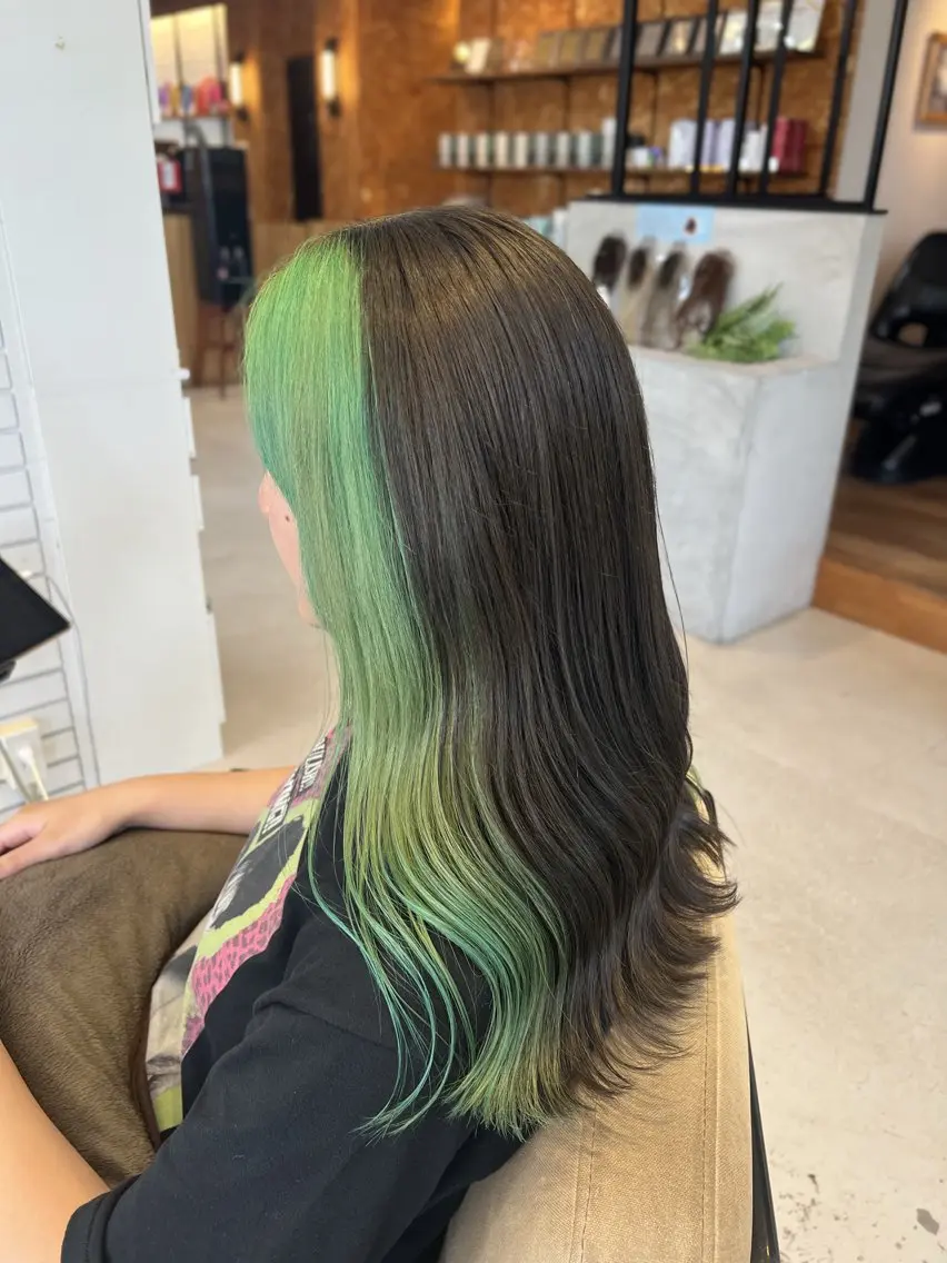 ロング カラー 丸谷 怜奈のヘアスタイル