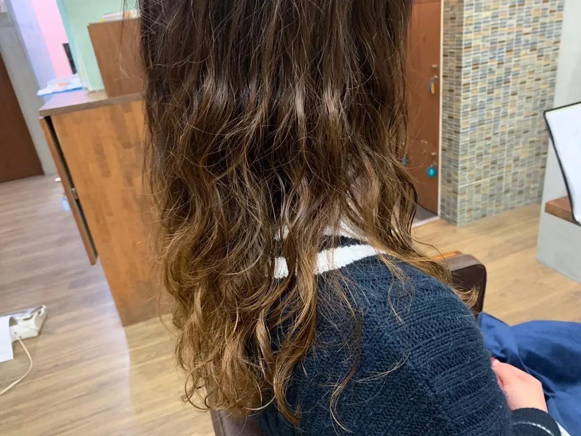 ロング パーマ エアウェーブ 骨格似合わせカット✨ 林 まどかのヘアスタイル