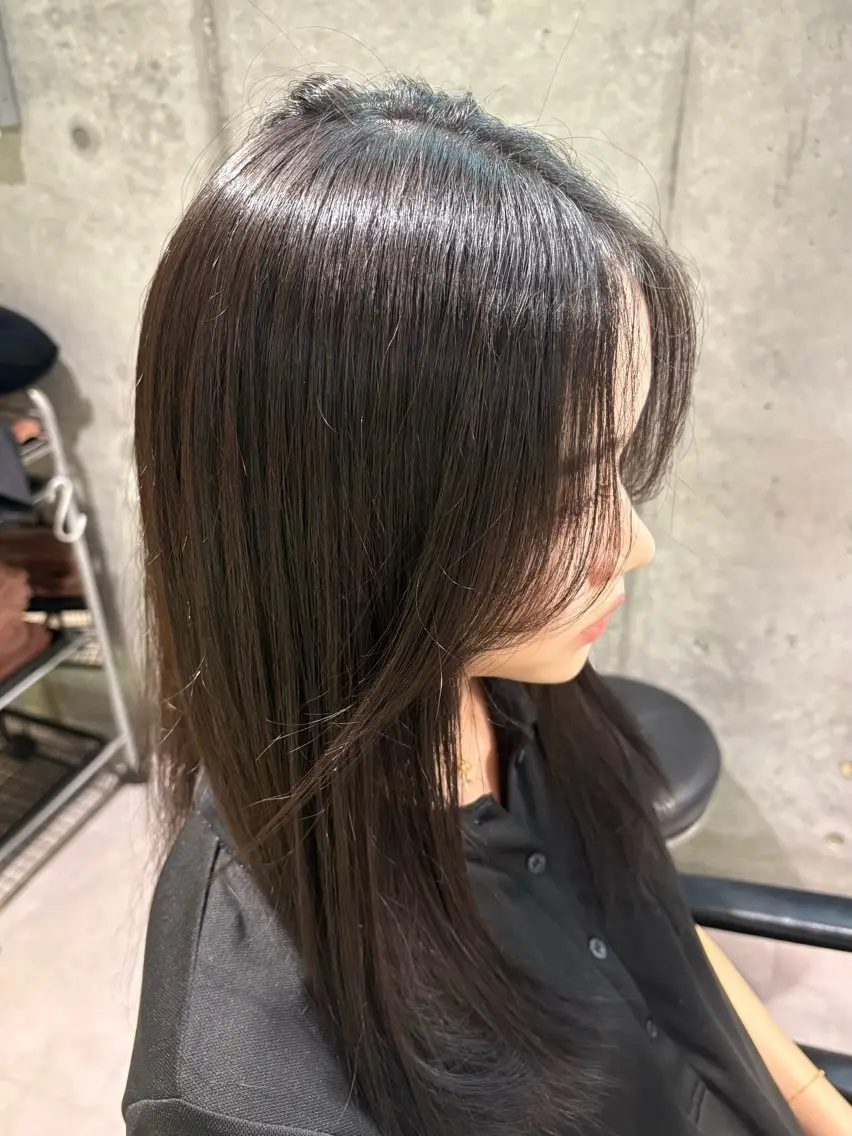 ロング 顔周りカット カット ︎︎ HINAのヘアスタイル