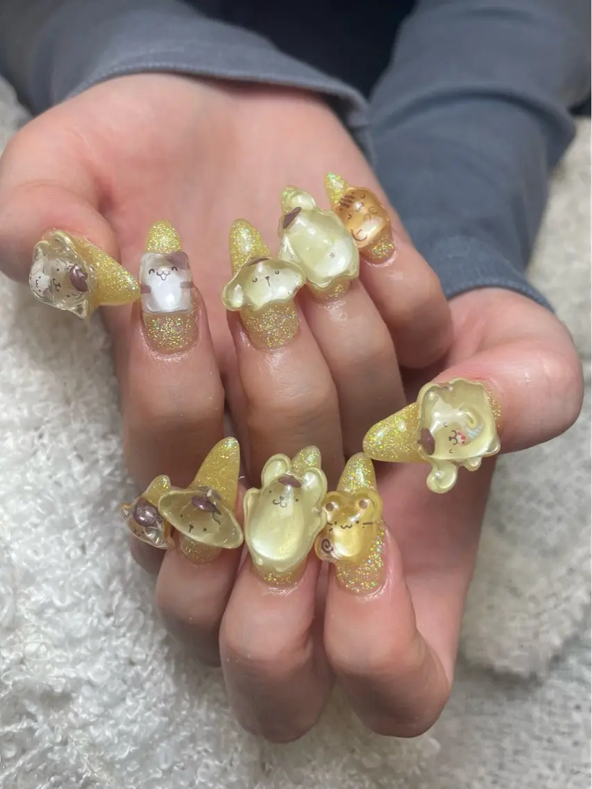 ネイル 持ち込み ハンドネイル Hisaka Mikiのネイルデザイン