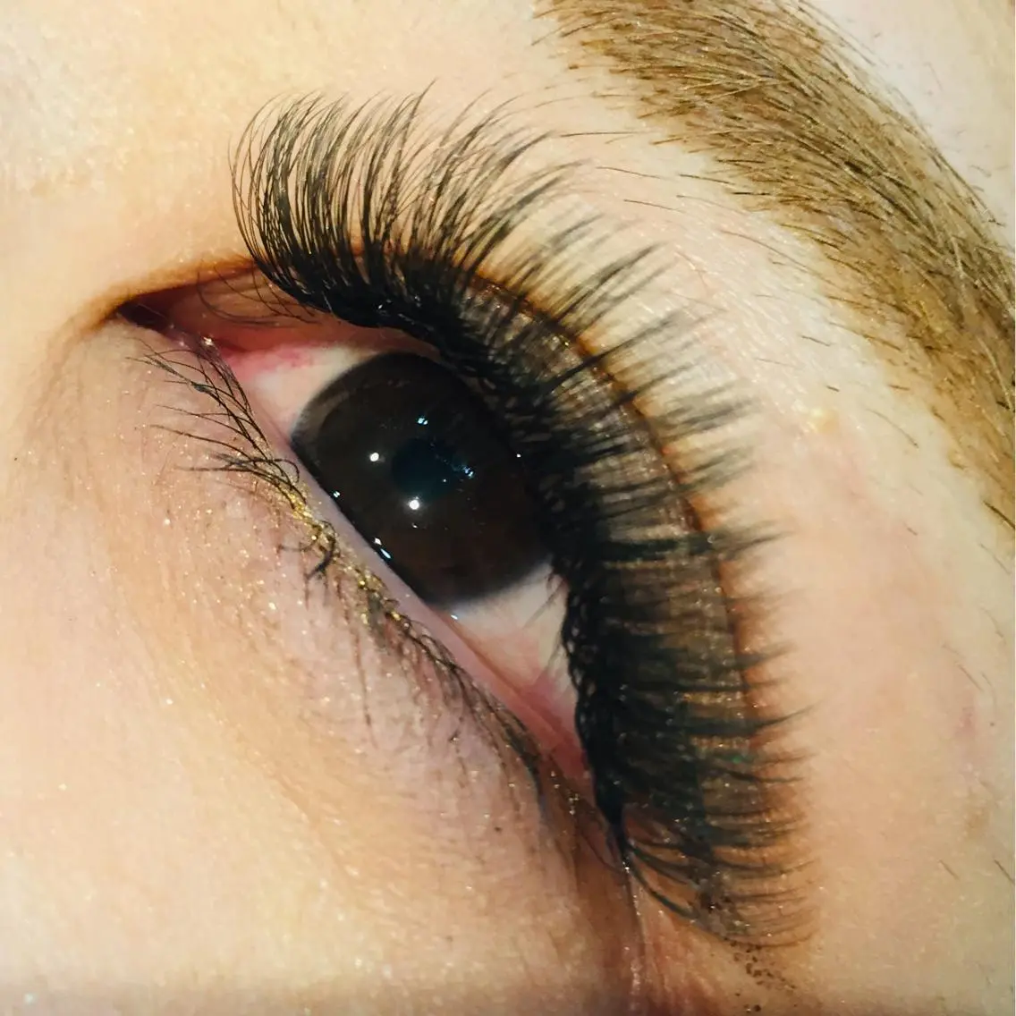 マツエク・マツパ 付け放題 ボリュームラッシュ EYE CHARMANTのマツエク・マツパデザイン