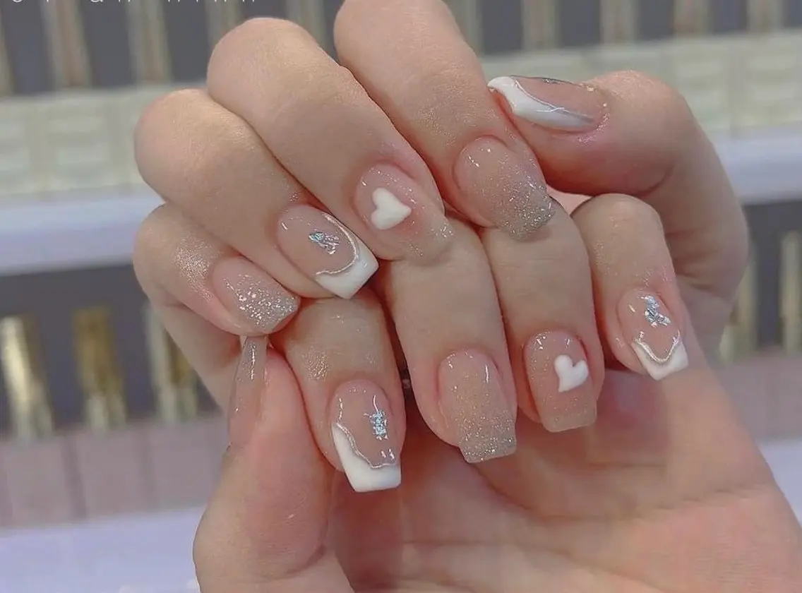 ネイル フレンチネイル ジェルネイル 韓国ネイル マグネットネイル マグネットフレンチ akina nailsのネイルデザイン