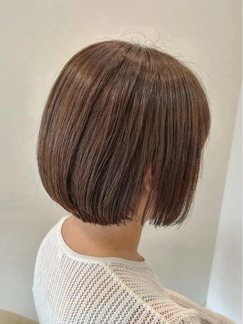 ショート センターパート 韓国ヘア・綾也のヘアスタイル