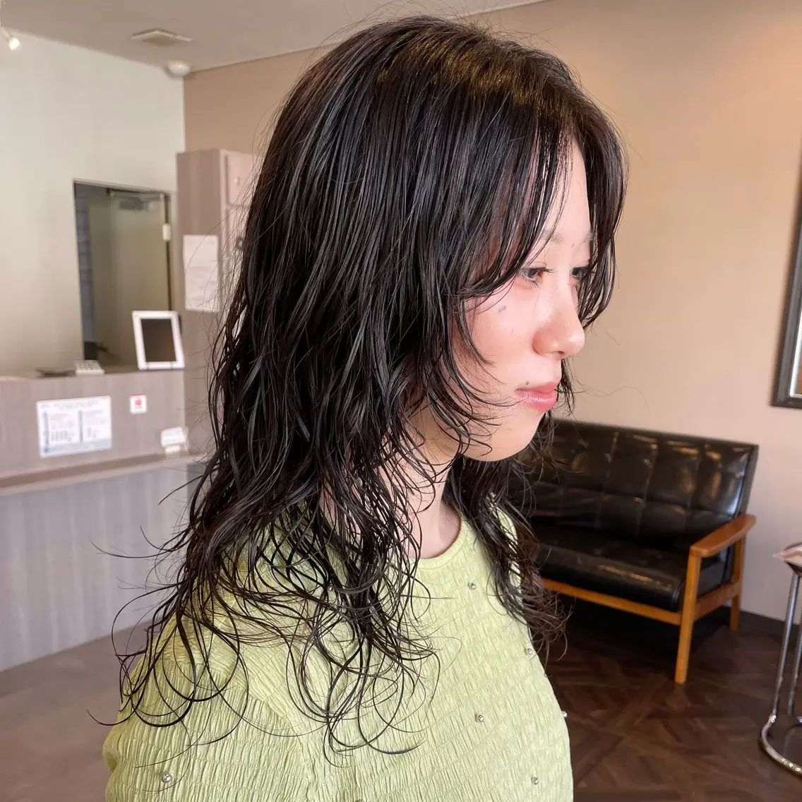 ロング パーマ レイヤーカット カット パーマ mio 🍒レイヤーカットのヘアスタイル