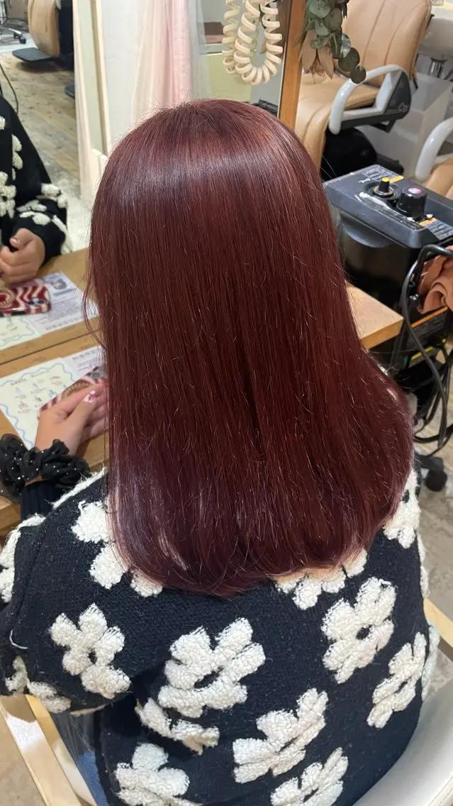 ミディアム カラー 門脇 愛未のヘアスタイル