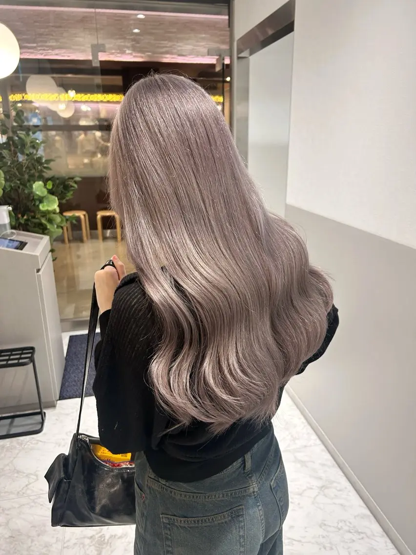 ロング ヘアカラー トリートメント 薄田 珠美のヘアスタイル
