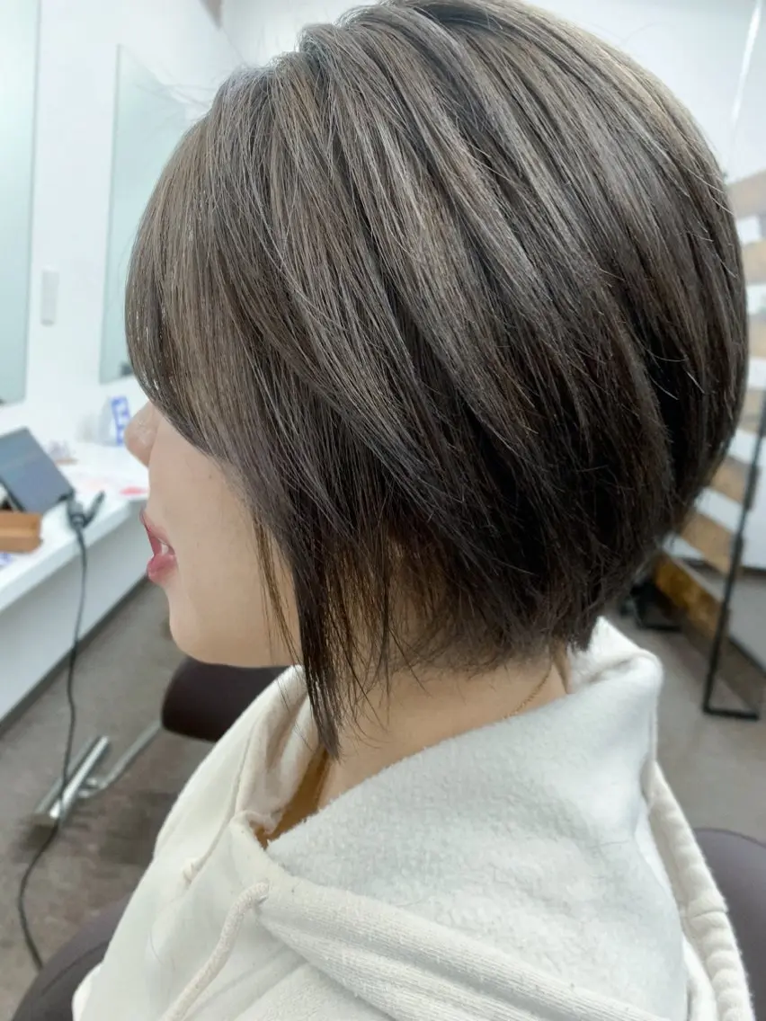 ショート カラー ブリーチ 透明感カラー ブリーチなしカラー カット ヘアカラー トリートメント Ebise Kazunoriのヘアスタイル