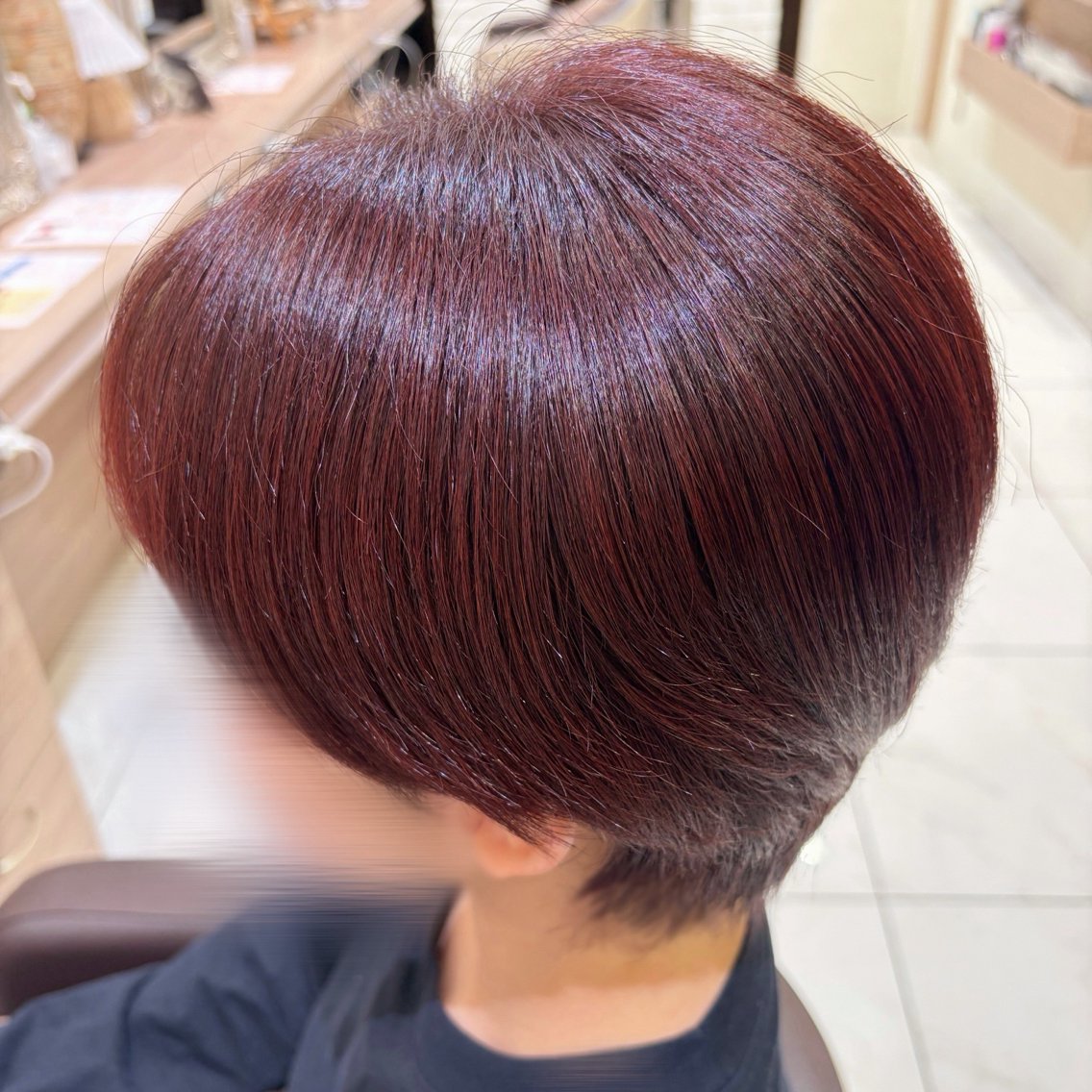 メンズ ヘアカラー 丸 美紀のヘアスタイル
