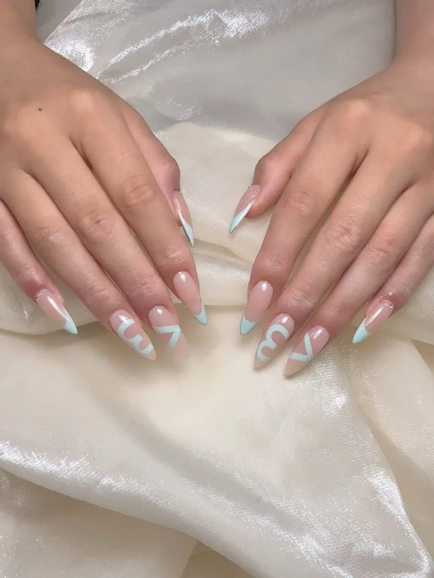 ネイル ENSalon 愛佳のネイルデザイン