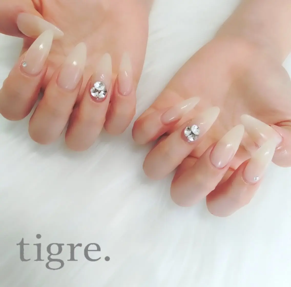 ネイル ハンドネイル tigre .のネイルデザイン