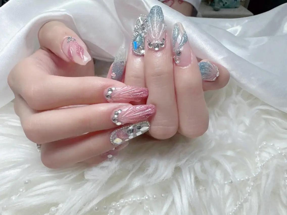 ネイル 韓国ネイル 水色 マグネットネイル ニュアンスネイル オフィスネイル ハンドネイル Hana Rose Nailのネイルデザイン