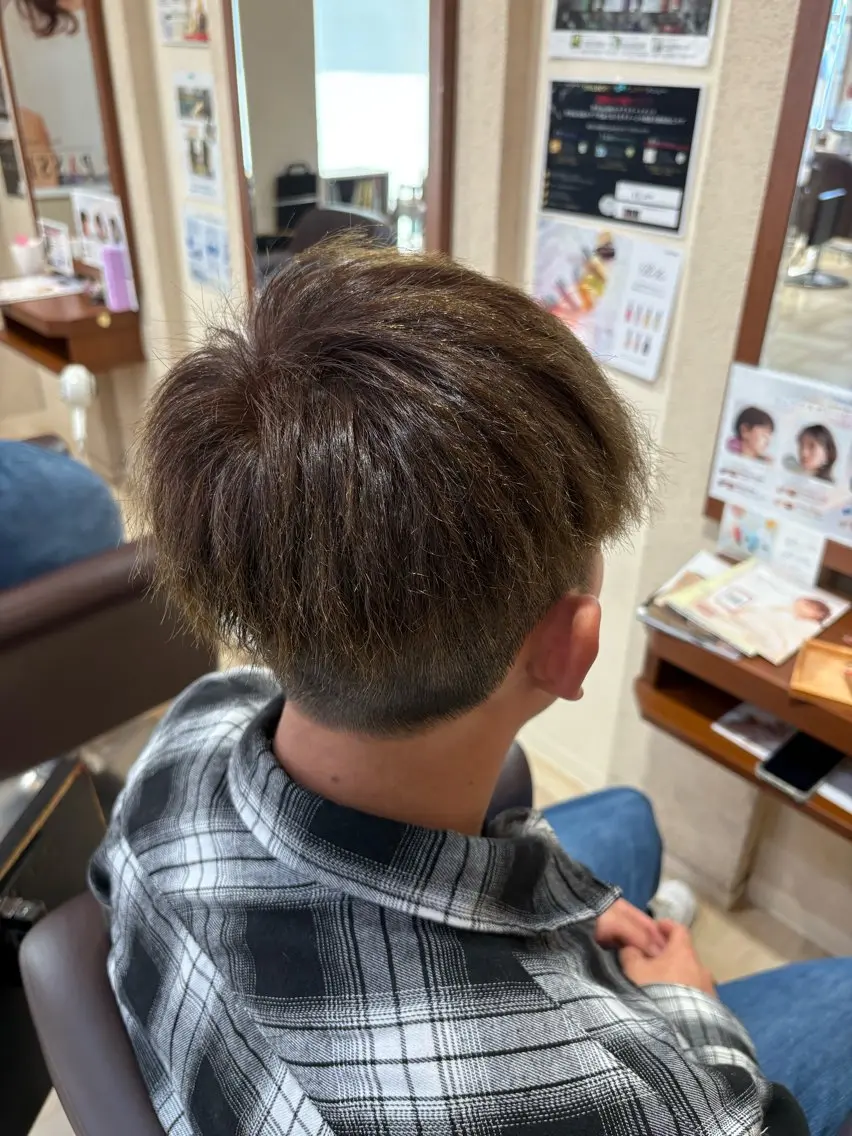 カラー メンズ ブラウンカラー ナチュラルブラウン ヘアカラー あそう りゅうやのヘアスタイル