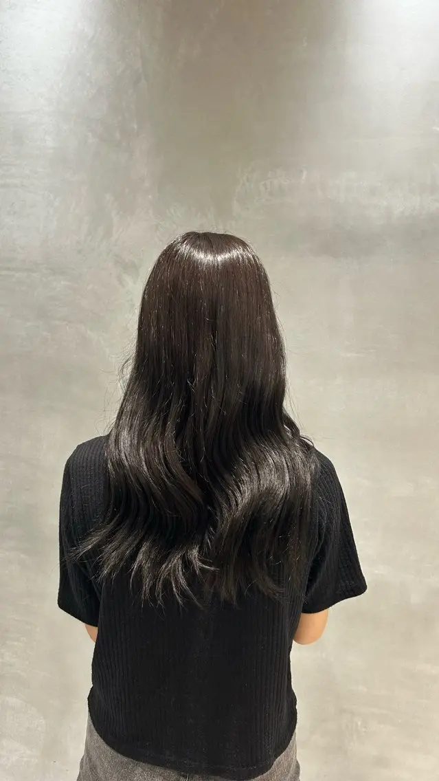 カラー 後藤こころ DIVA DIVOのヘアスタイル