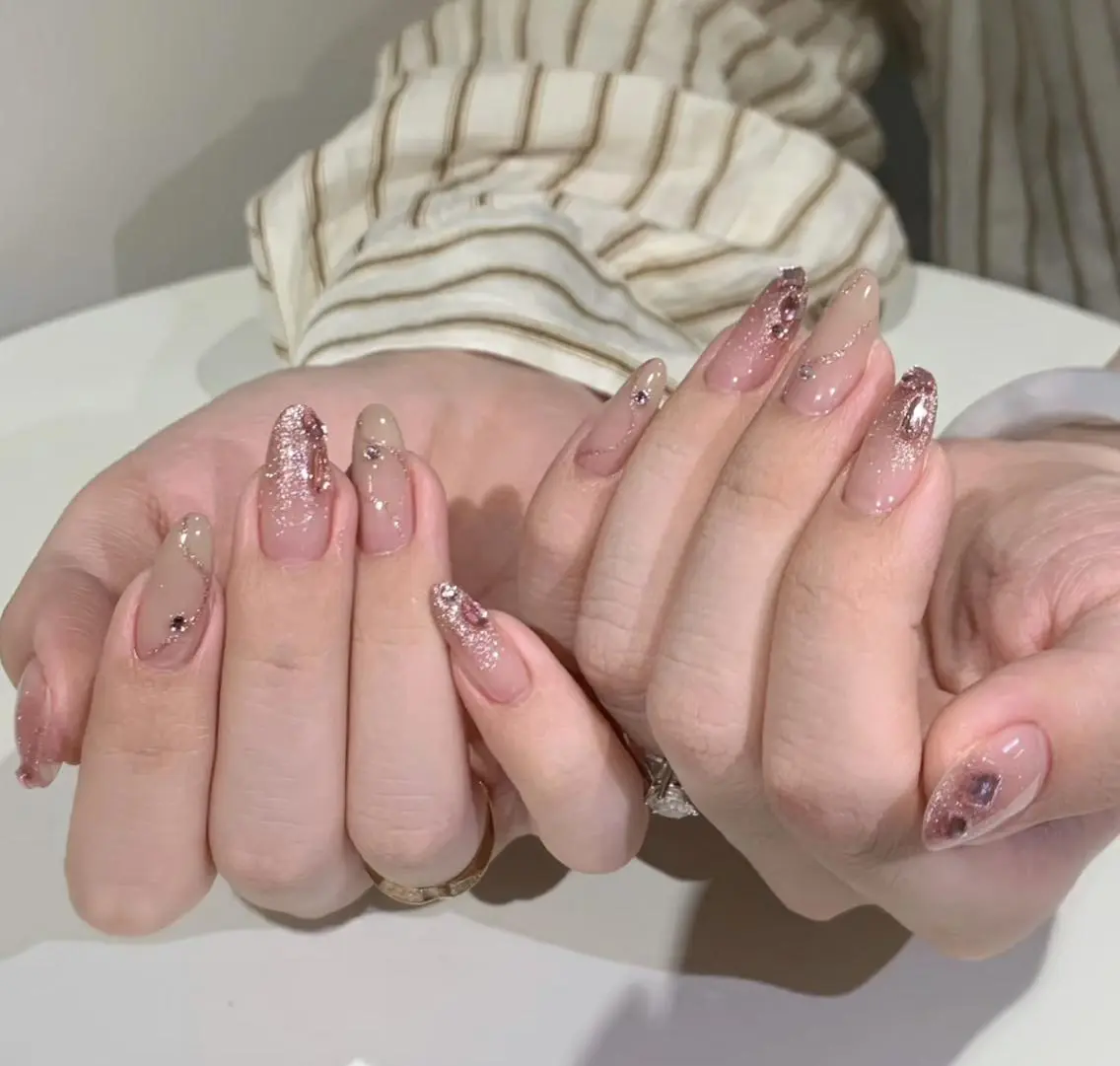 ネイル ハンドネイル エリ🫧 nail池袋東口のネイルデザイン