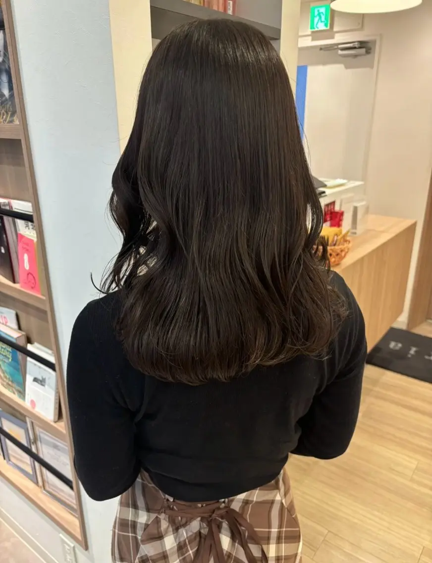 ミディアム トリートメント モテ髪🫧赤み消し カラー表参道きょうこのヘアスタイル