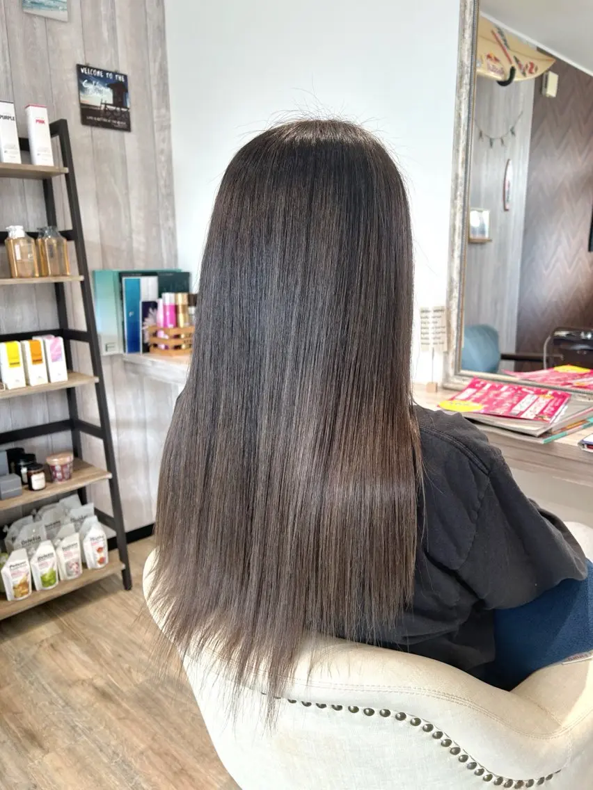 カラー アッシュ ハイライトカラー ヘアカラー 水口 琴絵のヘアスタイル