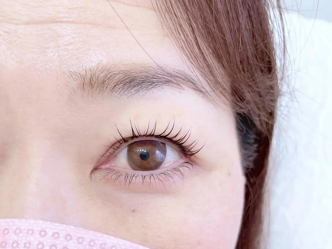 マツエク・マツパ エルフ 伊藤愛莉の眉毛・アイブロウイメージ