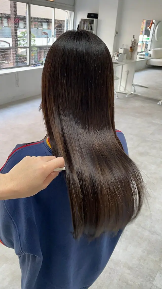 ロング 髪質改善 縮毛矯正 縮毛矯正 トリートメント CoCooN TAKUMAのヘアスタイル