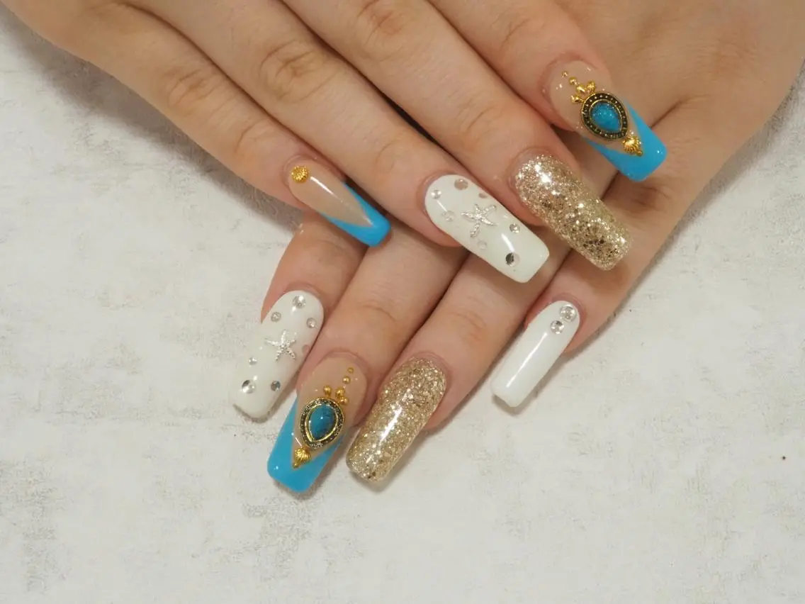 ネイル ハンドネイル Amore Nのネイルデザイン