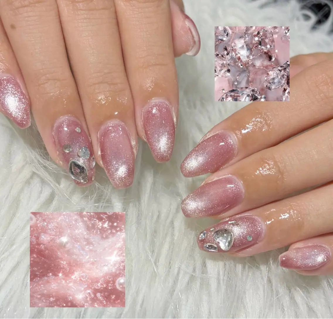 ネイル ハンドネイル フットネイル LAVISH sakiのネイルデザイン