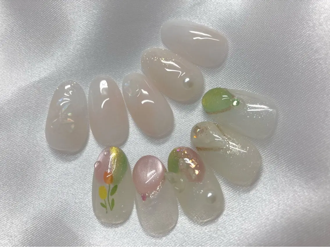 ネイル 美フォルムネイル Hinaのネイルデザイン