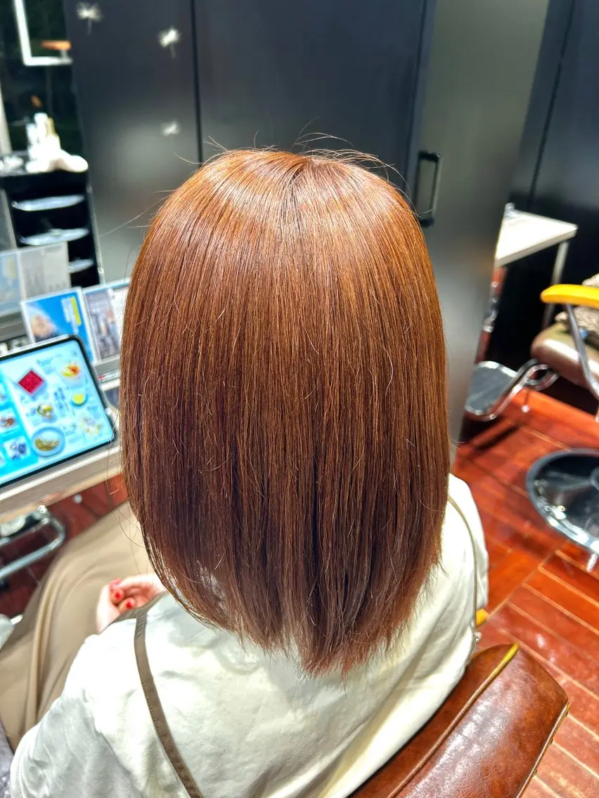 カラー ブラウンカラー ヘアカラー 岡田 佳苗のヘアスタイル