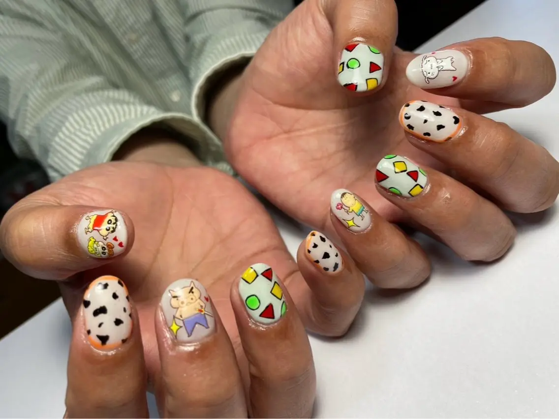 ネイル ハンドネイル ate nailのネイルデザイン